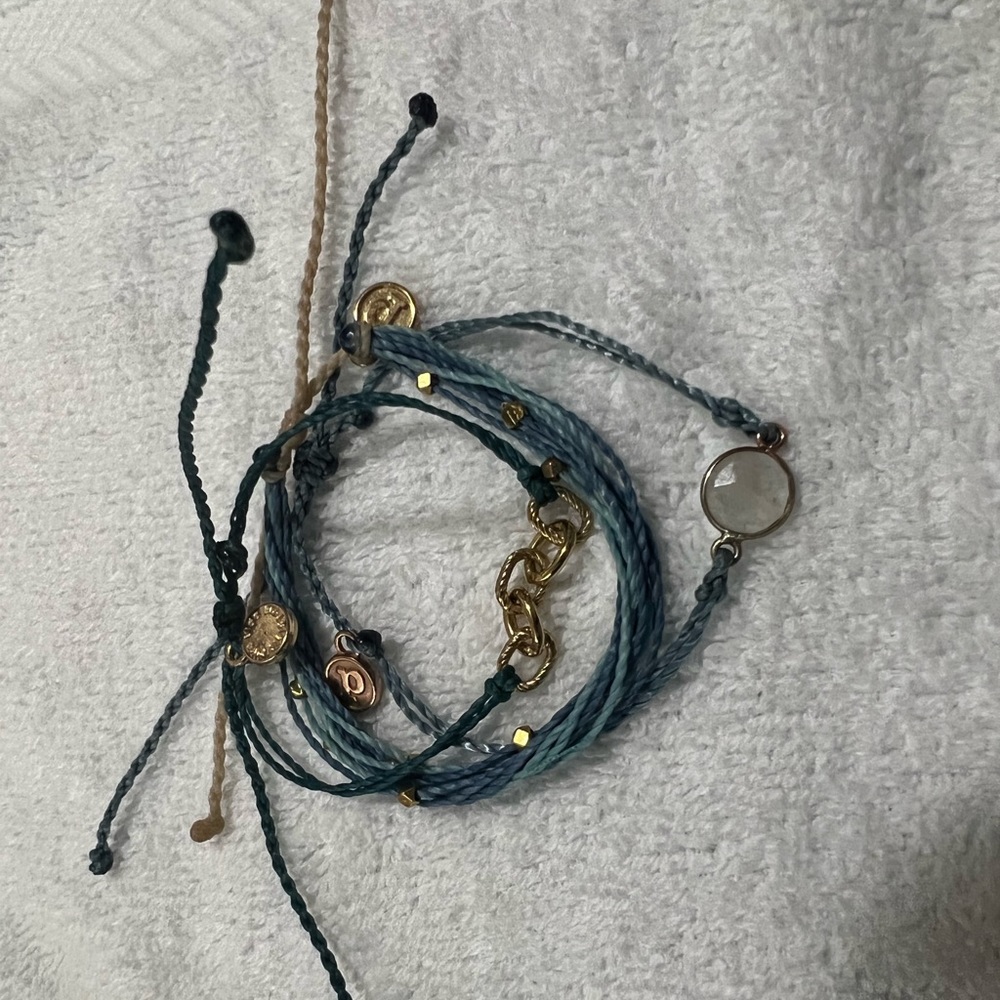 Pura vida bracelet pack from monthly club not new but great condition